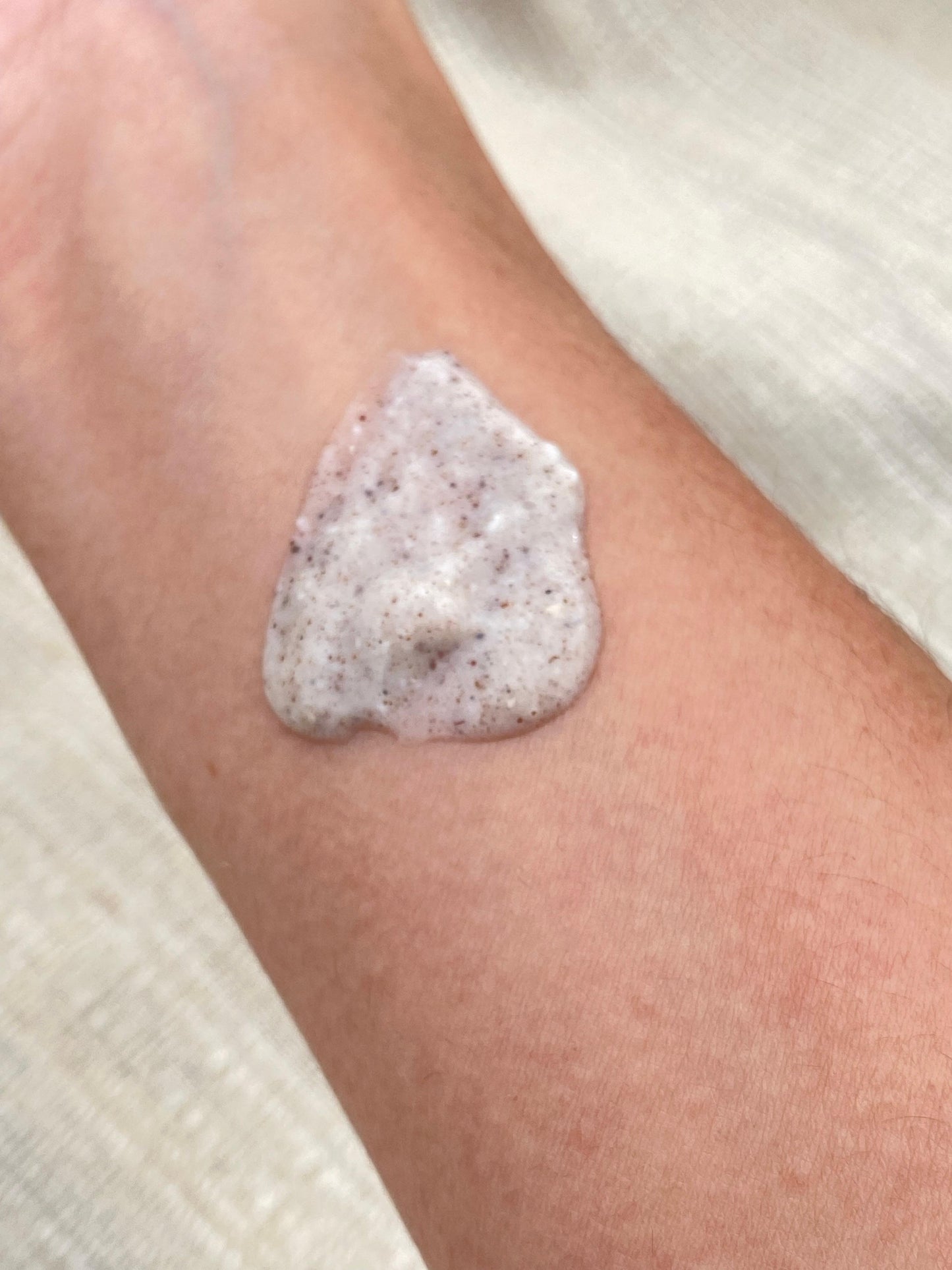 Exfoliante de acaí para rostro y cuerpo