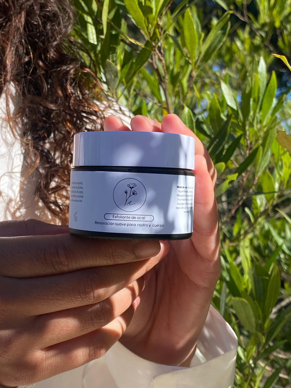 Exfoliante de acaí para rostro y cuerpo